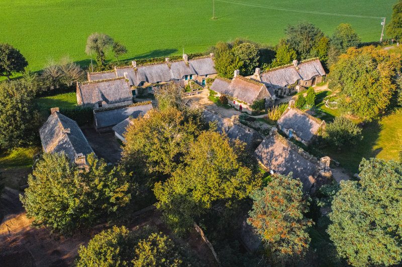 ©Thibault Poriel-LBST - Vue aérienne sur le village de Poul Fetan à Quistinic